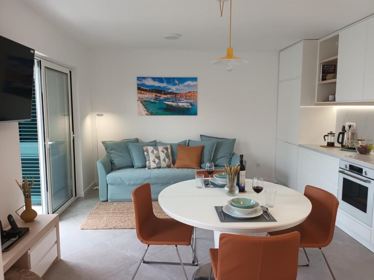 Jesliving Hvar - 2 Bedroom Elegant Apartment With Sea View In Historic Center Of Hvar Town Zewnętrze zdjęcie