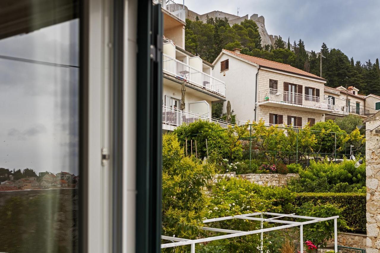 Jesliving Hvar - 2 Bedroom Elegant Apartment With Sea View In Historic Center Of Hvar Town Zewnętrze zdjęcie